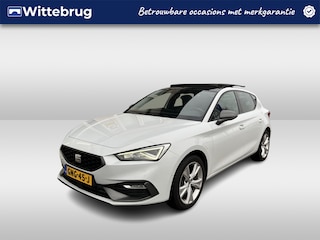 Seat Leon 1.4 TSI eHybrid PHEV FR / AUTOMAAT/ PANO/ TREKHAAK/ ALCANTARA/ ACC/ MEMORY SEAT/ DODEHOEK/ PARK.SENSOR.V+A/ CAMERA/ KEYLESS/ STUUR+STOELVERWARM./ FULL LINK/ VIRTUAL COCKPIT/ NAVI/ DAB/ CLIMA/ LED/ RIJ-MODI/ 17'' LMV