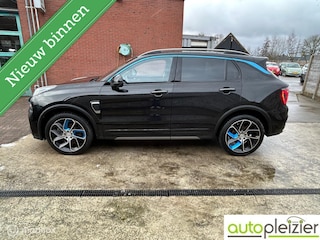 Lynk & Co 01 1.5 2x op voorraad, zwart en blauw|INFINITY sound