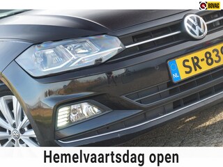 Volkswagen Polo 1.0 TSI Highline AUTOMAAT | Deep Black Metallic | AppleCarplay/Navi/Cruise/Bluetooth/AC