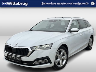 Skoda Octavia Combi 1.4 TSI DSG iV PHEV Style / Panorama dak / Leer / 19'' LMV