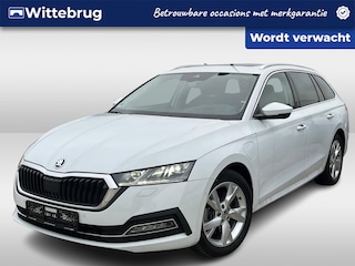 Skoda Octavia Combi 1.4 TSI DSG iV PHEV Style / Panorama dak / Leer / 19'' LMV