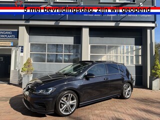 Volkswagen Golf 1.5 TSI Highline Business R ACT PANO DigiDash R Line Stage 1+