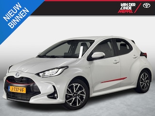 Toyota Yaris 1.5 Hybrid Dynamic Trekhaak Navigatie Cruise