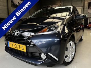 Toyota Aygo 1.0 VVT-i x-nav Airco, Camera, Navi