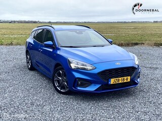 Ford Focus Wagon 1.0 EcoBoost Hybrid ST Line / 155PK / CARPLAY
