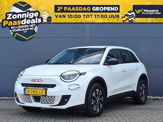 Fiat 600 54kWh 156pk Automaat Red Climate Control | Parkeersensoren | Navigatie by App | Adaptive Cruise Control