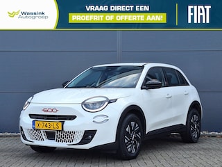 Fiat 600 54kWh 156pk Automaat Red Climate Control | Parkeersensoren | Navigatie by App | Adaptive Cruise Control
