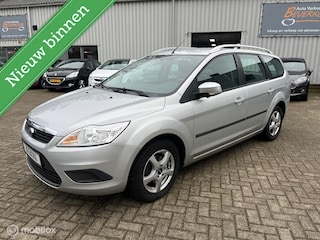 Ford Focus Wagon 1.6 Silver Edition