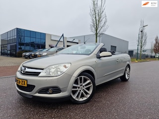 Opel Astra TwinTop 1.8 Enjoy CABRIO PSENSOR LEDER CRUISE