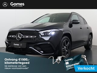 Mercedes-Benz GLA 250 e Business Solution AMG | Night Pakket | Trekhaak | Panoramadak | MULTIBEAM LED Koplampen | Stoelverwarming | Sfeerverlichting | Apple CarPlay | Android Auto | Elektrische Achterklep | Elektrisch Inklapbare Buitenspiegels | Achteruitrijcamera | Parkeersensoren