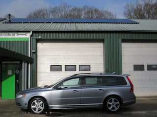 Volvo V70 2.5T KINETIC AUTOMAAT