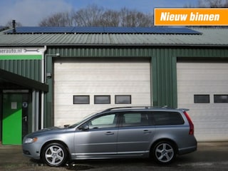 Volvo V70 2.5T KINETIC AUTOMAAT