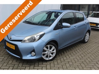 Toyota Yaris 1.5 Full Hybrid Dynamic Panoramadak l Parkeercamera l Keyless start l PDC l LM