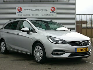 Opel Astra Sports Tourer 1.2 Business Edition Staat in Hoogeveen