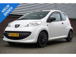 Peugeot 107 1.0-12V XR APK 8-1-2027/NETTE STAAT.
