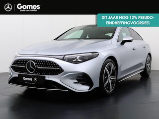Mercedes-Benz CLA 180 Business Solution AMG | Panoramadak | Adaptieve Cruise Control | Dodehoekassistent | Verkeersbordenassistent | Adaptieve Grootlichtassistent | Stoelverwarming | Sfeerverlichting | Apple CarPlay | Android Auto | Achteruitrijcamera | Parkeersensoren