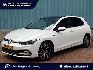 Volkswagen Golf Style 1.5 TSI 130pk H6 | SCHUIF/KANTELDAK | AGR-STOEL | STOELVERW. | CAMERA | TREKHAAK | CLIMA | NAVI | APPLE CARPLAY / ANDROID AUTO | KEYLESS START | MASSAGE | DAB+ | + WINTERSET |