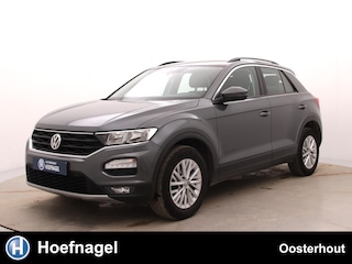 Volkswagen T-Roc 1.5 TSI Style | Automaat | Adaptive cruise | Stoelverwarming | CarPlay | Camera | Afneembare trekhaak