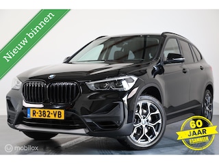 BMW X1 sDrive18i - STOELVERWARMING - NAVI - AIRCO - LAGE KM