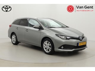 Toyota Auris 1.8 Hybrid Dynamic Go | Navigatie | Keyless | Cruise Control | Clima | Camera | 16 inch | Rijstrooksensor | Bluetooth