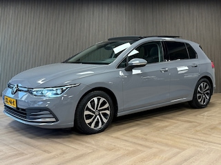 Volkswagen Golf 2.0 TDI DSG ACTIVE IQ LIGHT ACC LED PANO CAMERA PARKEERSENSOREN VOOR EN ACHTER STUURVERWARMING STOELVERWARMING