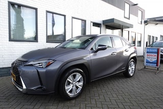 Lexus UX 250H BNS LINE PRO VERWACHT !