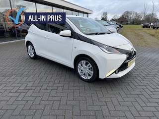 Toyota Aygo 1.0 VVT-i x-wave