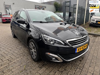 Peugeot 308 SW 1.2 PureTech Limited Edition, panorama, xenon-led, navi, cruise, trekhaak, keyless go/entree, nwe distributie