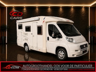 Joint V DC Dicar Sport Vast bed, Keuken, Douche, Toilet, Luifel, Tv, Camera, Airco, Koelkast, Draaibare voorstoelen
