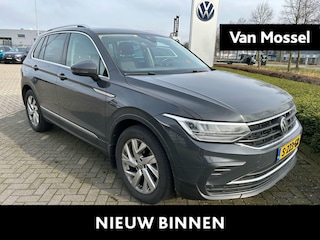 Volkswagen Tiguan 1.5 TSI R-Line Business+ | Automaat | Trekhaak | Airco | Camera | parkeersensoren | Stoelverwarming |