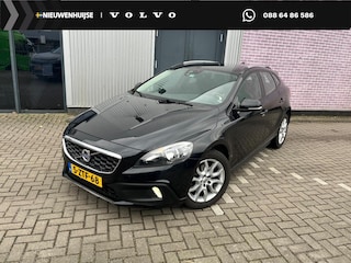 Volvo V40 1.6 T4 Momentum | Navigatie | Trekhaak | Lichtmetalen Velgen 17 inch | Parkeersensoren | LED Dagrijverlichting | High Performance Audio