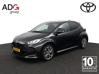 Toyota Yaris 1.5 Hybrid 130 Executive | Origineel NL | Stoel en Stuurverwarming | Navigatie | Keyless Entry | 130 PK | Kunstlederen Bekleding |