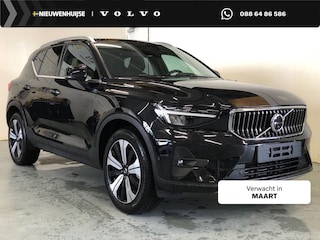 Volvo XC40 1.5 T5 Plug-in hybrid Ultimate Bright | PHEV | 360 Graden Camera | Lederen Bekleding | Trekhaak | Panoramadak | Harman Kardon Audio | Keyless Entry | Elektrisch Verstelbare Voorstoelen | Navigatie | Apple Carplay | Android Auto