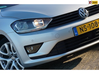 Volkswagen Golf Sportsvan 1.6 TDI Comfortline AUTOMAAT | Reflex Silver | Navi/Cruise/Trekhaak/Stoelverwarming - Keurig!