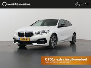 BMW 118i Executive Edition Sport | Navigatie | Sportstoelen | DAB | Parkeersensoren | Climate Control |