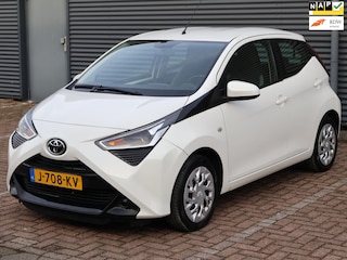 Toyota Aygo 1.0 VVT-i x-play|Carplay|Camera|Airco|