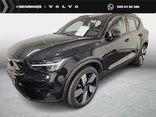 Volvo XC40 Recharge Plus 70 kWh | Adaptieve Cruise Control | Dodehoek Detectie | Stoel en Stuurverwarming | 20” | Nubuck Bekleding |