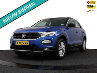 Volkswagen T-Roc 1.5 TSI 150pk Style Business Winterpakket/Trekhaak/ECC/Navi