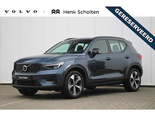 Volvo XC40 B4 Plus Dark | Trekhaak | Verwarmbare voorstoelen en stuurwiel | Premium audio by Harman Kardon | Verwarmbare voorruit | 19 inch lichtmetalen velgen