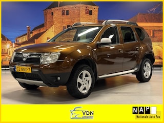 Dacia Duster 1.6 Lauréate 2wd Airco Cruise Control Trekhaak