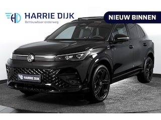 Volkswagen Tiguan 1.5 eHybrid 272 PK R-Line Edition | Black Style | Assistance Plus | Elek. Trekhaak | S/K-panodak | Adapt. Cruise | Stoel-+stuurverw. | NAV+App. Connect | 360 Camera | LM 20" |