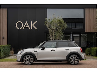 Mini Cooper 1.5 MINI Yours | Carplay | Panorama | Lounge Leder | 18"LM | Black Pack | White Silver