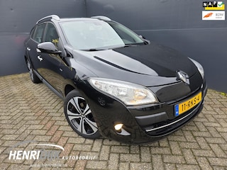 Renault Mégane Estate 2.0 Bose Automaat / Navi / Trekhaak / Cruise / Clima / LMV