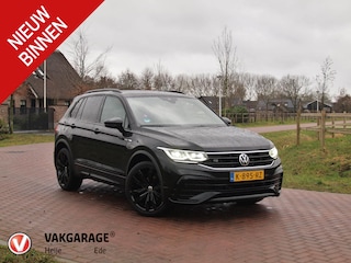 Volkswagen Tiguan 1.5 TSI R-Line Business+ | Black Style | Sfeerverlichting | Leer | Virtual Cockpit | Apple Carplay | NL-Auto |