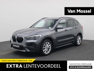 BMW X1 xDrive25e (162 kW) | Cruise Control | Head-up display | Stoelverwarming | Achteruitrijcamera | Lederenbekleding | Climate Control |