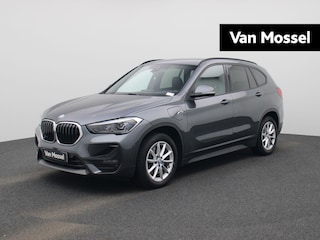 BMW X1 xDrive25e (162 kW) | Cruise Control | Head-up display | Stoelverwarming | Achteruitrijcamera | Lederenbekleding | Climate Control |