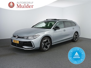 Volkswagen Passat Variant 1.5 eHybrid R-Line Edition | Leer | Pano | Trekhaak | IQ Light | Harman/Kardon |