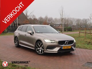 Volvo V60 2.0 T5 Momentum | Sportstoelen | Leer | Trekhaak |