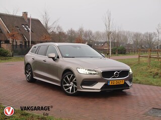 Volvo V60 2.0 T5 Momentum | Sportstoelen | Leer | Trekhaak |