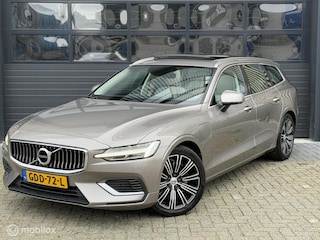 Volvo V60 2.0 T8 Twin Engine AWD Inscription | Pano | Leder